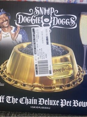 Off The Chain Deluxe Pet Bowl - Snoop Dogg Doggie Doggs Gold
